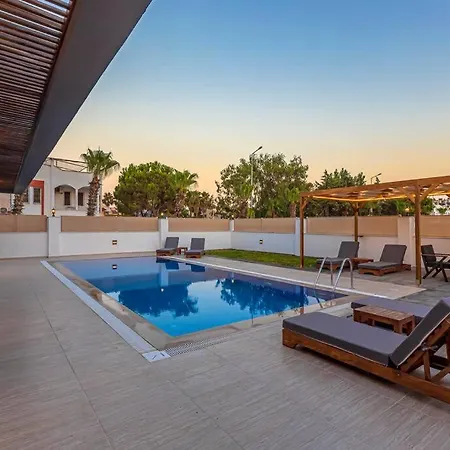 Villa Near By The Land Of Legends , Batiatus *